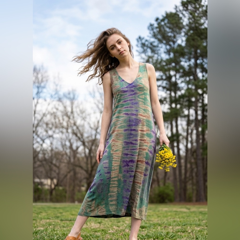 Sleeveless JADED GYPSY  V-Neck Tie-Dye Midi Dress in Green and Purple S/M